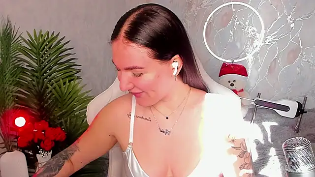 Snapshot of babyisperfect chatting on 02-27-26, 04:01 babyisperfect online show from 02-27-26, 04:01