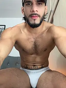 Maximiliano ford online show from 03-18-25, 09:23