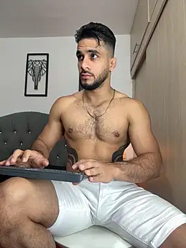 Maximiliano ford online show from 10-04-25, 10:50