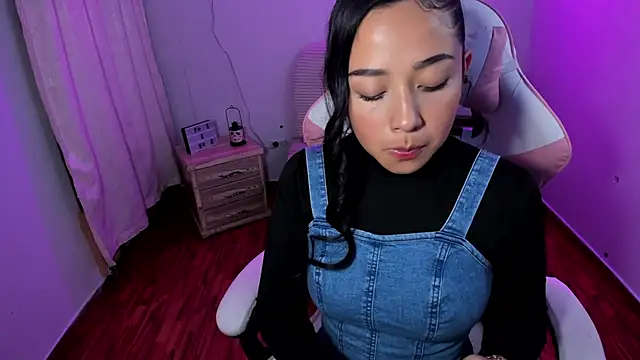 Sweet milady online show from 11-17-25, 08:18