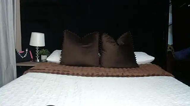 sexdevolxx online show from 04-08-26, 05:09