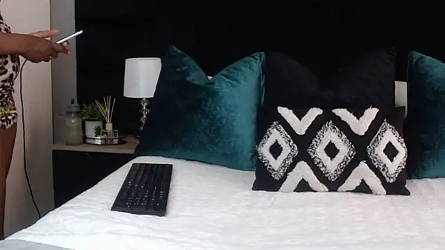 sexdevolxx online show from 10-27-25, 07:31