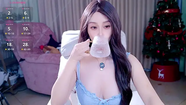 NovaNana online show from 04-10-26, 01:29