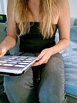 naturliebe online show from 03-25-26, 08:25