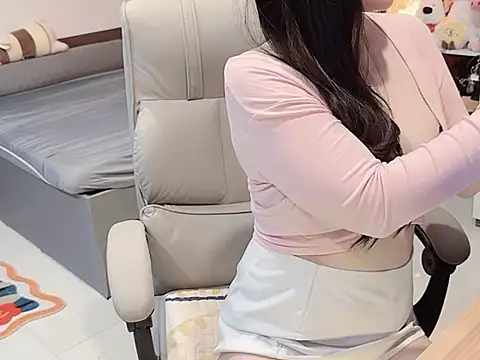 Nabiii6868 online show from 02-22-26, 05:47