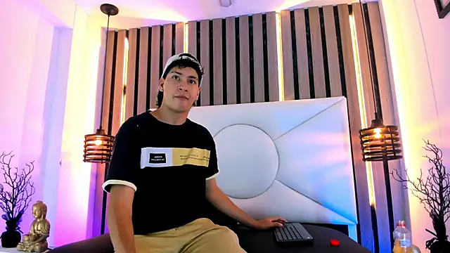 Jhojan twink online show from 11-01-25, 11:59