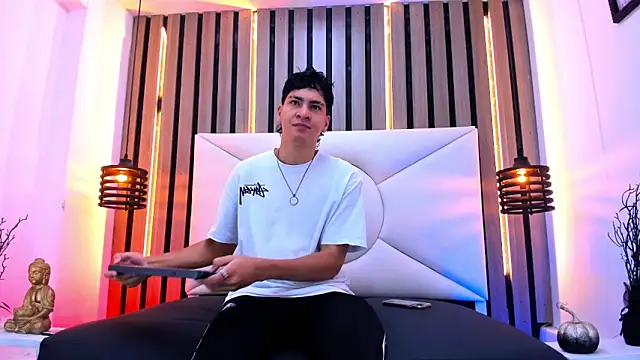 Jhojan twink online show from 10-25-25, 12:17