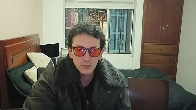 Snapshot of hardaftercum chatting on 06-05-26, 02:27 hardaftercum online show from 06-05-26, 02:27