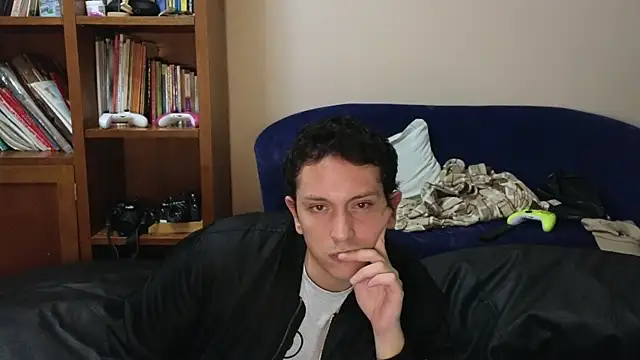 Snapshot of hardaftercum chatting on 10-15-25, 12:53 hardaftercum online show from 10-15-25, 12:53