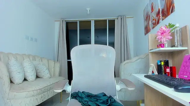 karol f00x online show from 02-20-26, 01:02