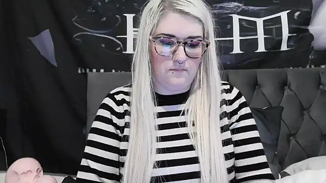 Sizzling Indie36 online show from 11-06-25, 03:49