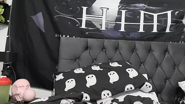 Sizzling Indie36 online show from 10-26-25, 11:49