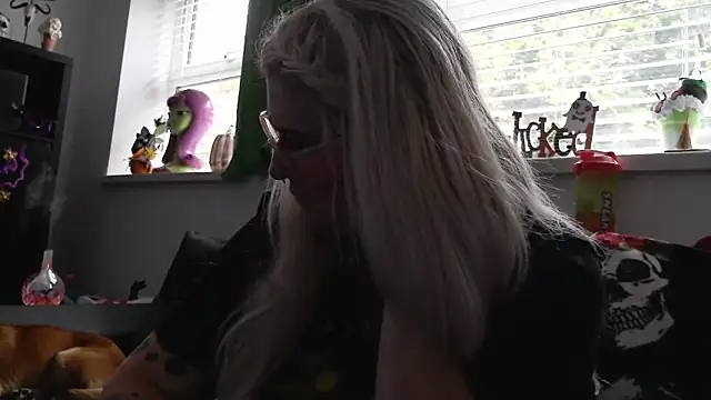 Sizzling Indie36 online show from 10-16-25, 11:07