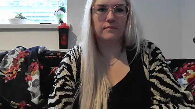 Sizzling Indie36 online show from 10-07-25, 08:04