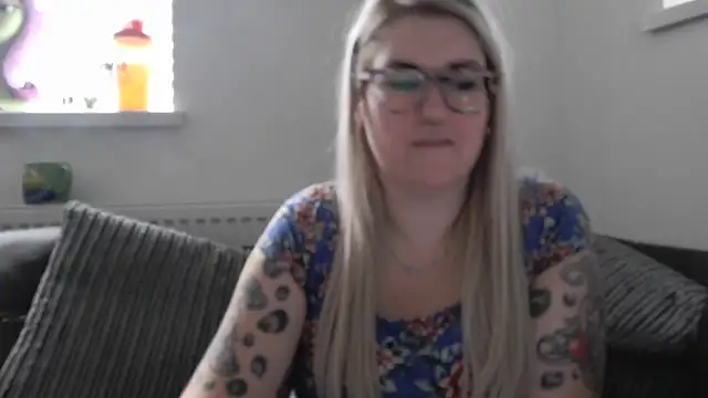 Sizzling Indie36 online show from 11-24-25, 10:59