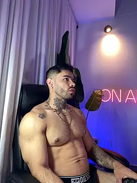 thiagoferrari2 online show from 10-01-25, 11:52