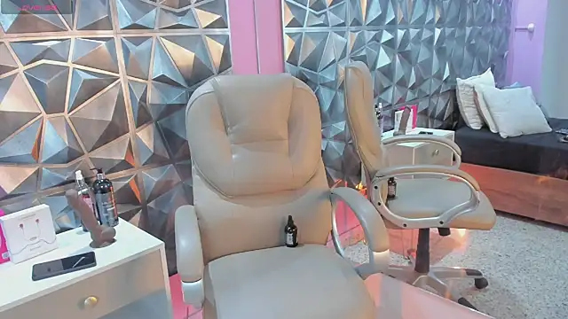 Dayanne campbelll online show from 03-15-26, 04:30