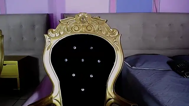 Snapshot of Vixennp chatting on 02-24-26, 12:06 Vixennp online show from 02-24-26, 12:06