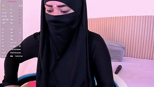 Layla arabelle online show from 07-20-26, 08:11