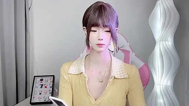 Snapshot of Gogo-888 chatting on 11-07-25, 10:42 Gogo-888 online show from 11-07-25, 10:42