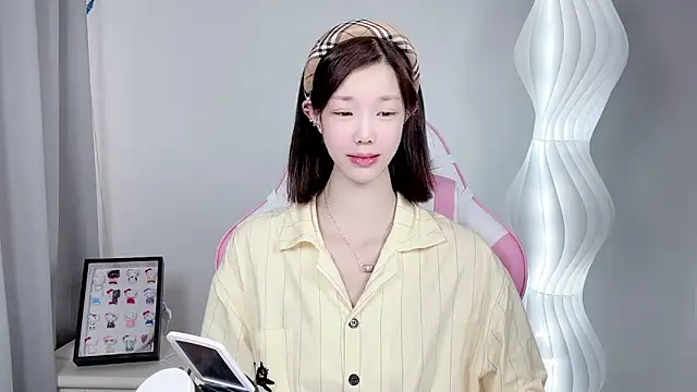 Gogo-888 online show from 10-24-25, 10:42