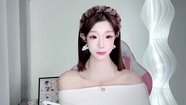 Snapshot of Gogo-888 chatting on 12-05-25, 11:20 Gogo-888 online show from 12-05-25, 11:20