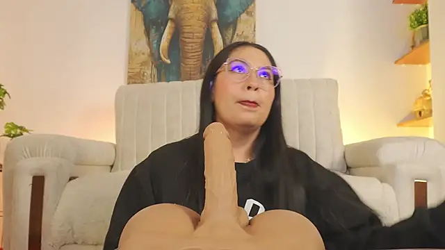 AliceCorner online show from 04-17-26, 12:30