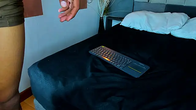 LilithAndKai online show from 03-21-25, 08:18