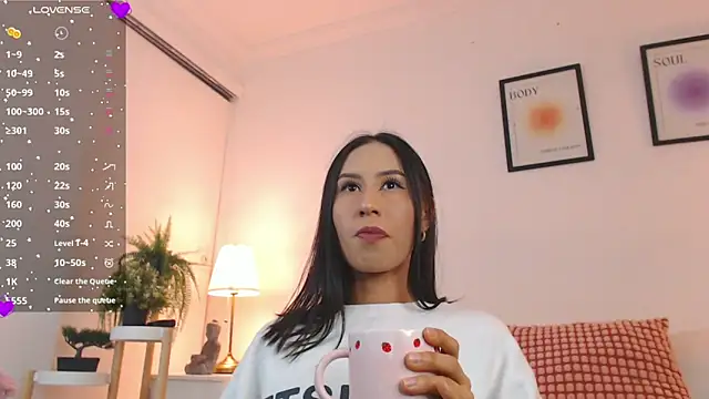 Snapshot of Valen_ross_ chatting on 09-14-25, 03:18 Valen ross online show from 09-14-25, 03:18