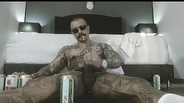 danilog515 online show from 11-04-25, 06:06