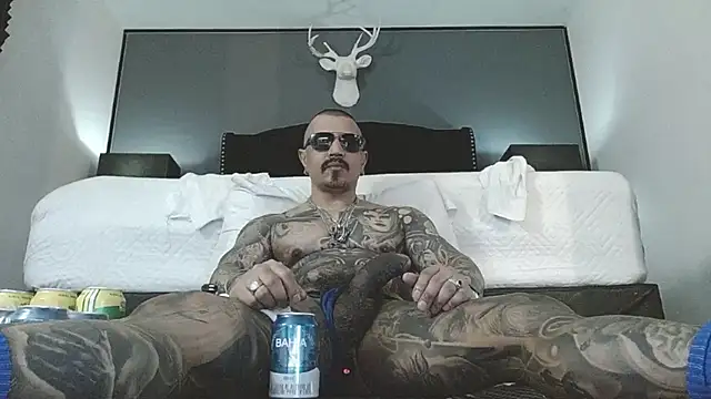 danilog515 online show from 04-12-26, 01:20