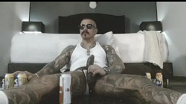 danilog515 online show from 11-25-25, 05:19