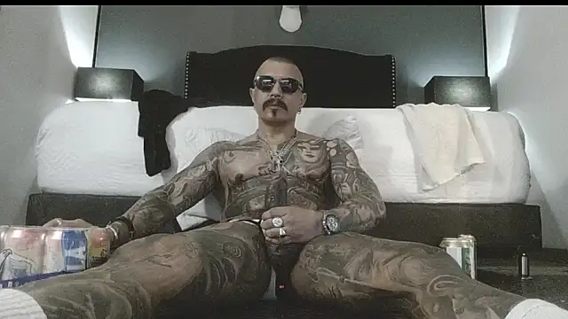 danilog515 online show from 11-22-25, 04:55