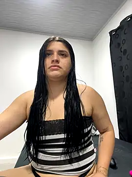 pareja curiosa19 online show from 10-19-25, 04:59