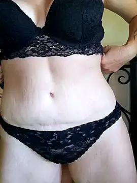 emiliemilf online show from 02-26-26, 07:58