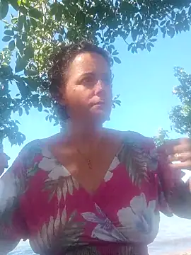Snapshot of emiliemilf chatting on 04-30-26, 11:42 emiliemilf online show from 04-30-26, 11:42