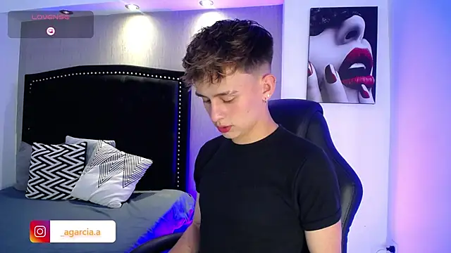 LiamWildx20 online show from 04-09-26, 04:47