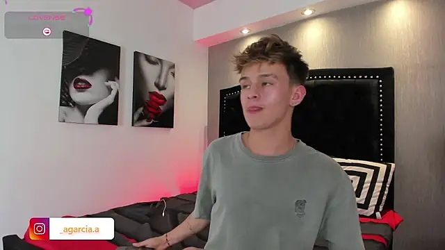 LiamWildx20 online show from 03-01-26, 04:12