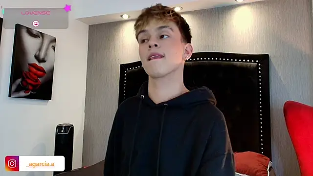 LiamWildx20 online show from 01-09-26, 04:19