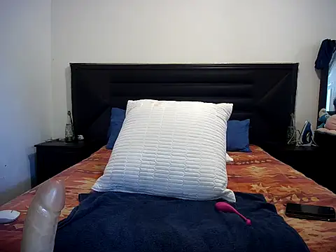 indianqueeny4u online show from 12-02-25, 04:47