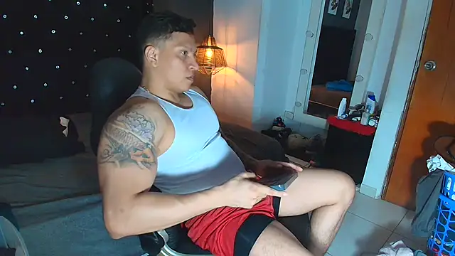 ethan dalton  online show from 12-19-25, 03:21