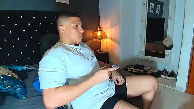 ethan dalton  online show from 09-19-25, 03:10