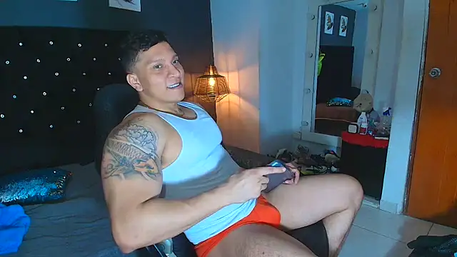 ethan dalton  online show from 11-08-25, 03:10