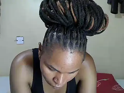 Snapshot of Creamy-Aisha chatting on 10-15-25, 01:30 Creamy-Aisha online show from 10-15-25, 01:30