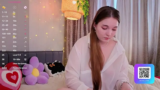 ConstanceHelms online show from 04-11-26, 05:04