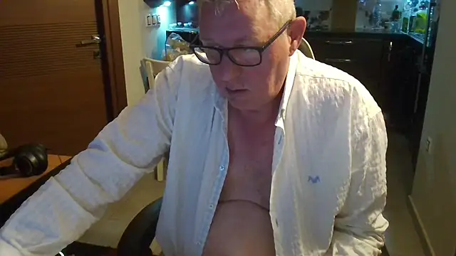 JamesBauer online show from 02-26-26, 04:56