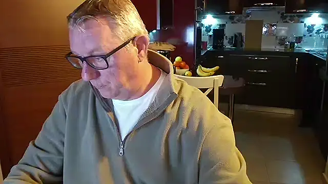 JamesBauer online show from 02-01-26, 04:33