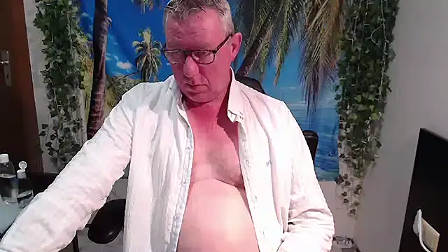 JamesBauer online show from 12-05-25, 04:33