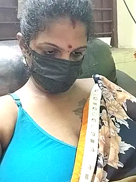 Snapshot of poojaa-rani chatting on 12-04-25, 06:07 poojaa-rani online show from 12-04-25, 06:07