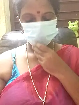 poojaa-rani online show from 10-18-25, 05:04